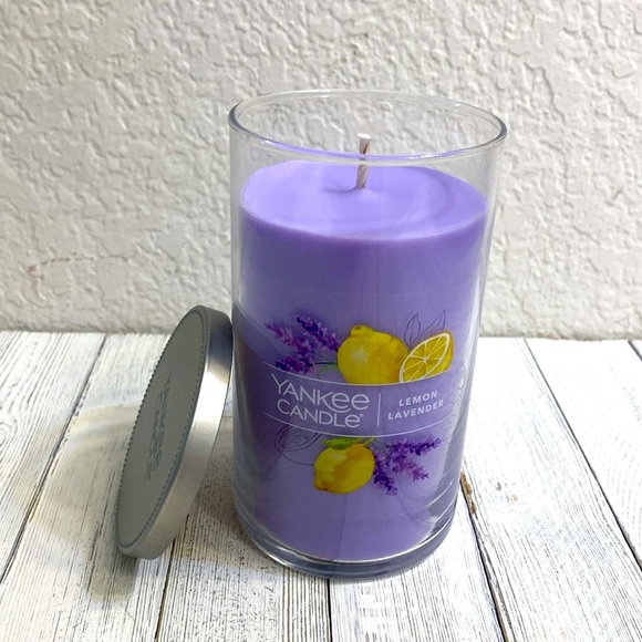Yankee Lavender Lemon Candle / 14.25oz - Picture 2 of 6